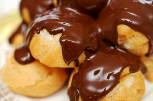 Profiterol cu crema de lamaie