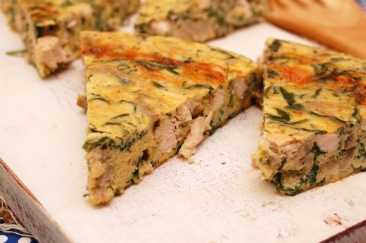 Frittata cu pui, rucola si ciuperci