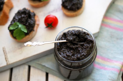 pasta de masline negre