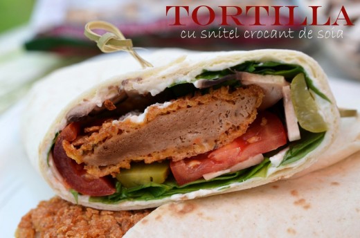 Tortilla cu snitel crocant de soia