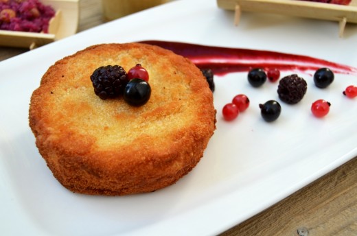 camembert pane cu sos de fructe de padure