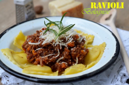 ravioli bolognese