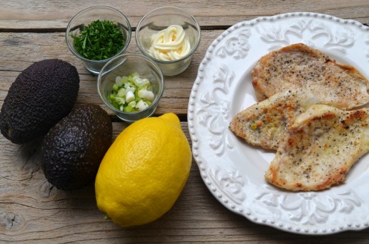 salata de avocado cu pui