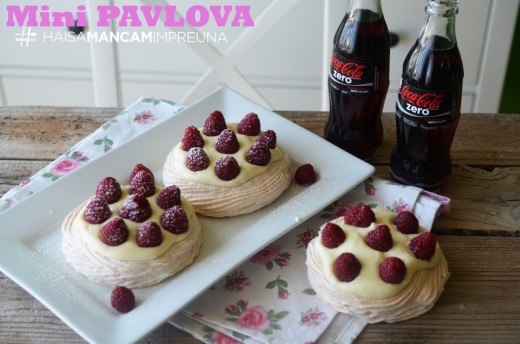 mini pavlova