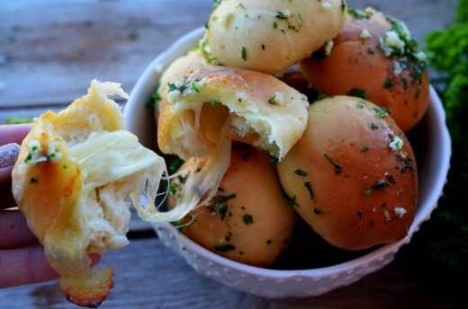 chifle cu mozzarella