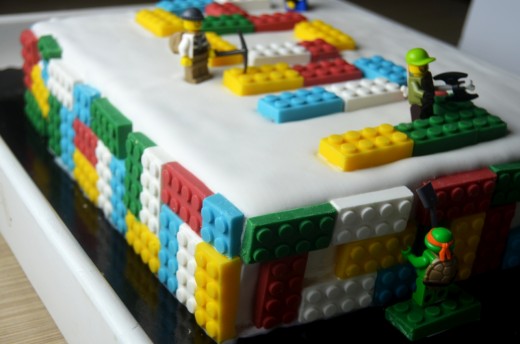 tort lego