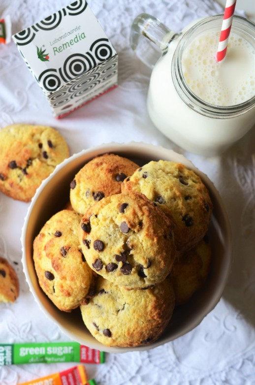 chocolate chip cookies