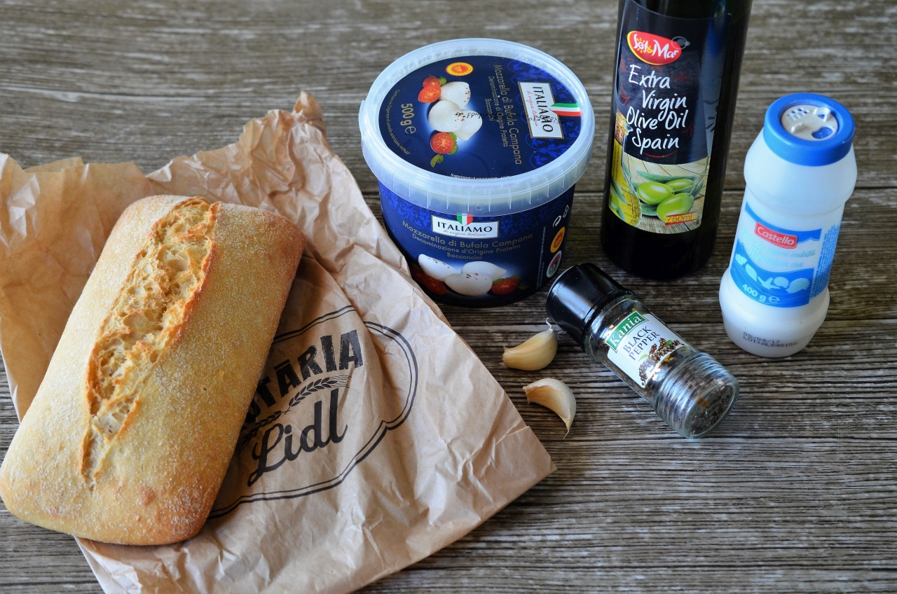 ciabatta cu mozzarella