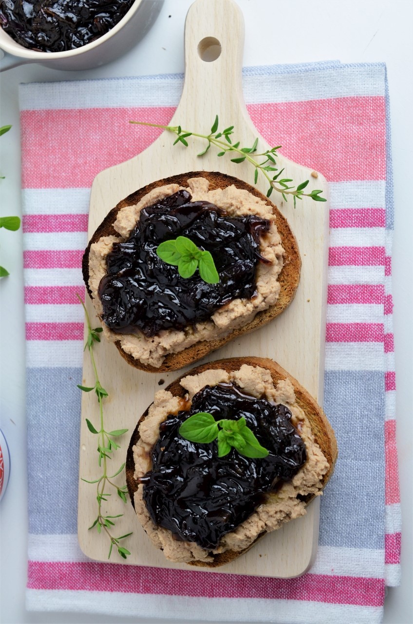 crostini cu pate de curcan