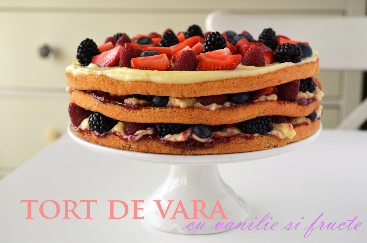 tort de vara tort cu vanilie si fructe