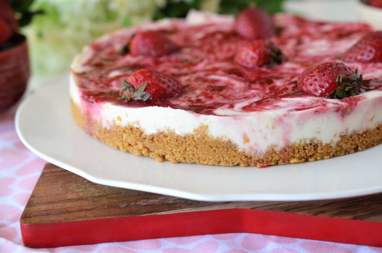 cheesecake cu capsune