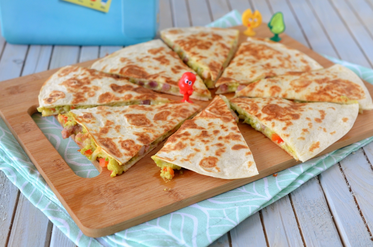 quesadilla cu avocado