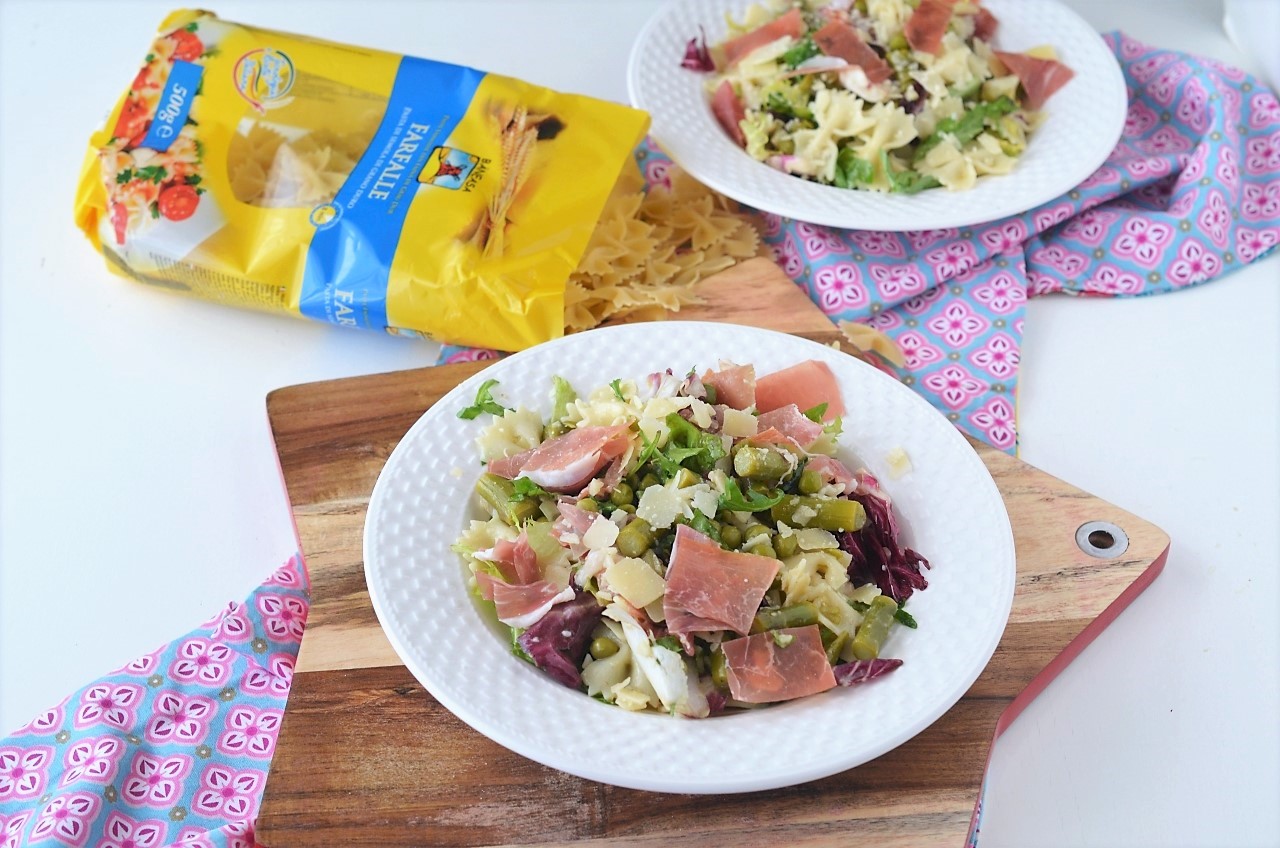 salata primavera cu paste