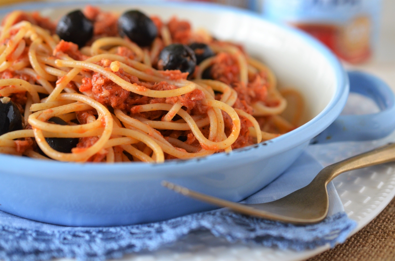 spaghetti cu ton