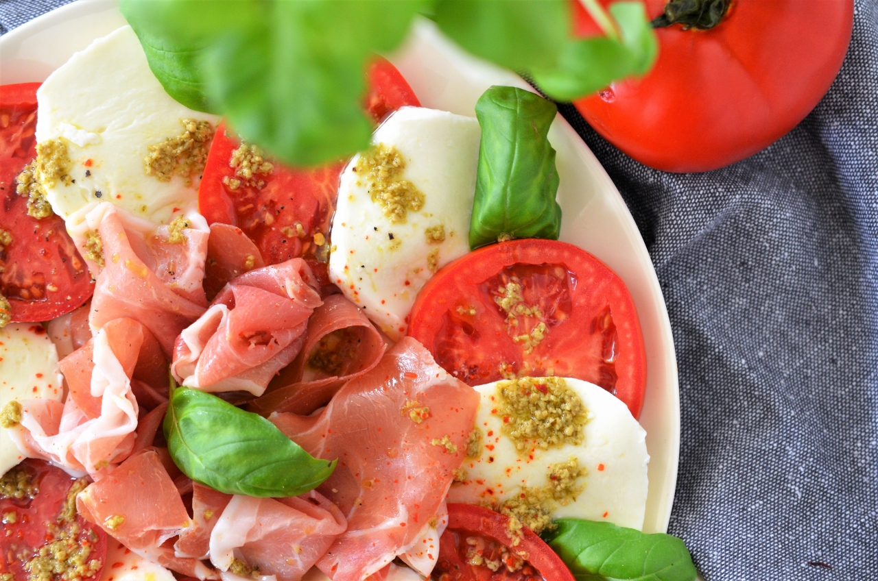 salata caprese