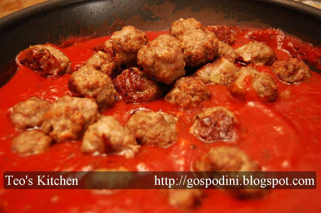Spaghetti Cu Sos Si Chiftelute Retete Culinare By Teo S Kitchen