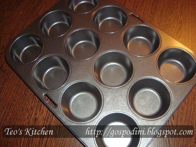 tell me Joint selection Decrepit Hârtiuţe şi forme pentru muffins - Retete culinare by Teo's Kitchen
