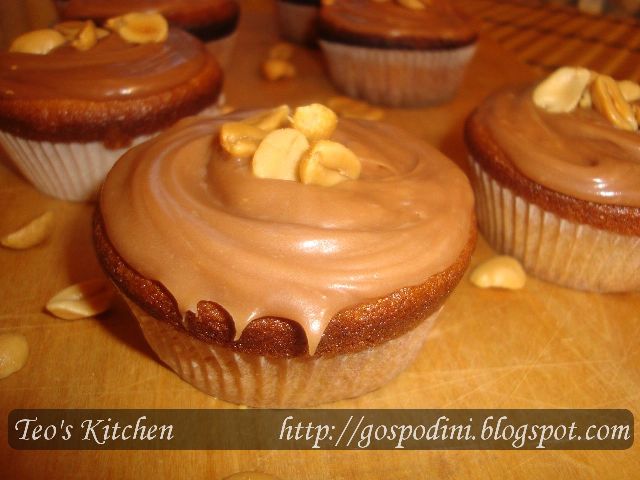 Muffins Cu Unt De Arahide Retete Culinare By Teo S Kitchen